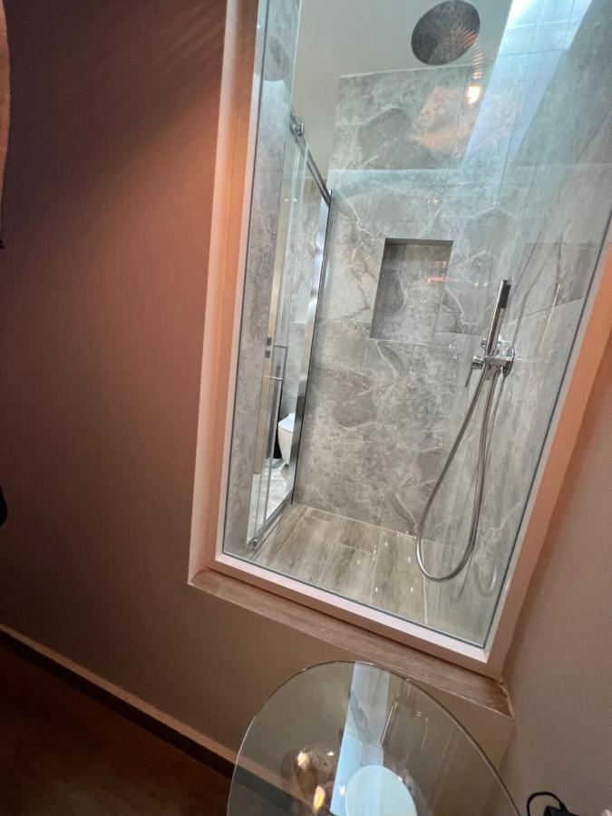 Supreme Secret Suite Alexandroupolis Buitenkant foto