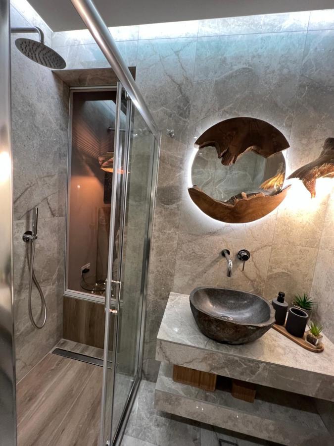 Supreme Secret Suite Alexandroupolis Buitenkant foto